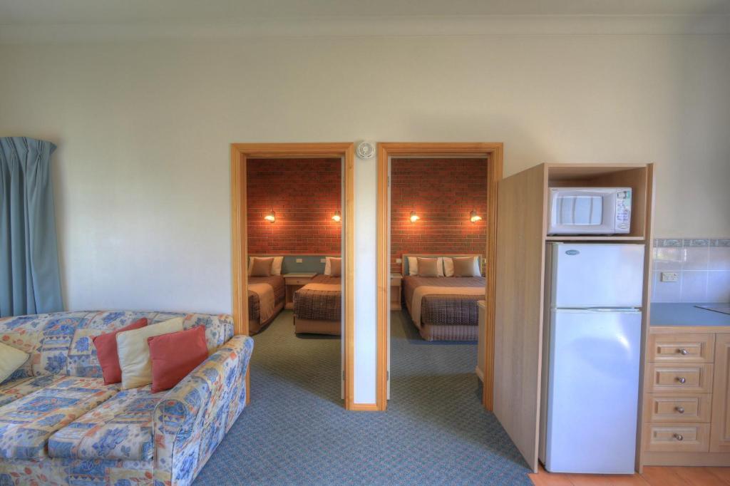 Bairnsdale Tanjil Motor Inn Экстерьер фото