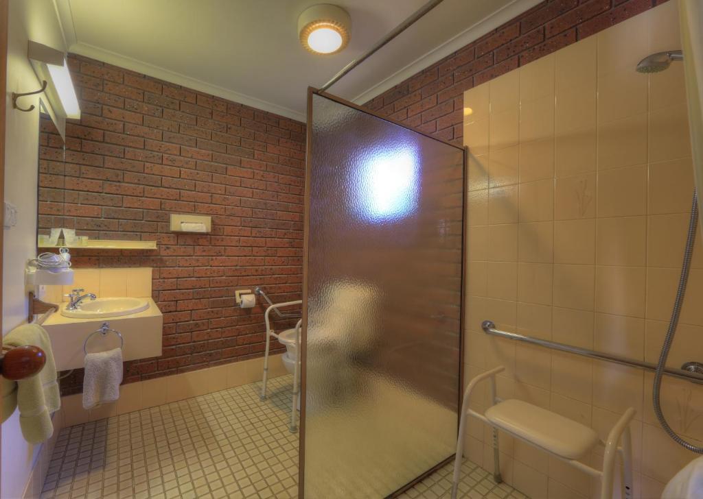 Bairnsdale Tanjil Motor Inn Экстерьер фото
